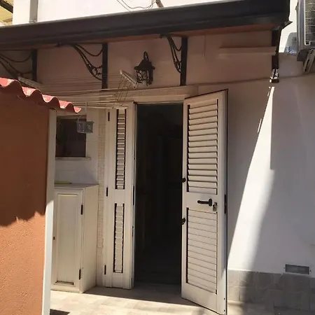 La Casetta Bianca Vicino Mare Vibo Valentia Marina Exterior foto